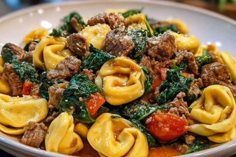 Tortellini Savoureux Au Beurre À Lail, Bœuf Et Épinards