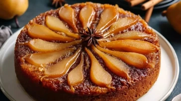 Gâteau Renversé Aux Poires Épicées