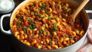 Goulash Réconfortant Au Bœuf Haché