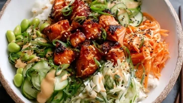 Bols De Riz Au Saumon Épicé